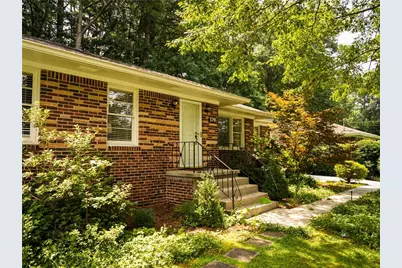 579 N Superior Avenue, Decatur, GA 30033 - Photo 2