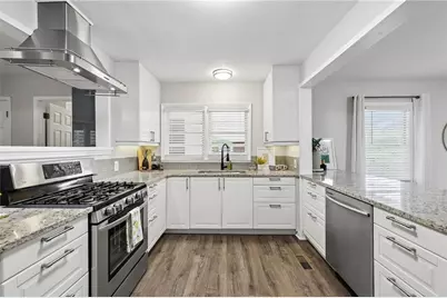 579 N Superior Avenue, Decatur, GA 30033 - Photo 8