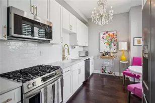 2626 Peachtree Rd NW, Atlanta, GA 30305 - Photo 10