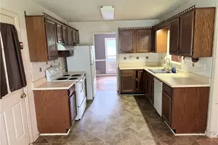 4770 Kensington Ln SE, Conyers, GA 30094 - Photo 10
