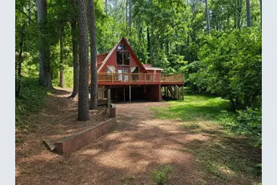 1600 Loch Lomond Trail SW, Atlanta, GA 30331 - Photo 1