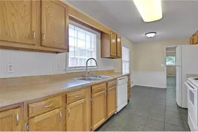 2020 Heatherdale Lane SW, Marietta, GA 30064 - Photo 16