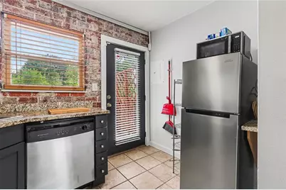561 Formwalt Street SW #10, Atlanta, GA 30312 - Photo 4