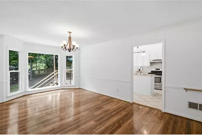 2516 Lorne Court SW, Marietta, GA 30064 - Photo 8