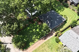 272 Cascade Dr NW, Marietta, GA 30064 - Photo 36