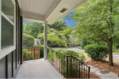 272 Cascade Drive NW, Marietta, GA 30064 - Photo 2