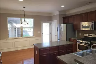 915 Silver Lake Dr, Acworth, GA 30102 - Photo 6