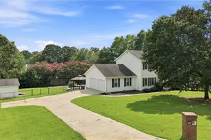 16 Wood Forest Dr SW, Cartersville, GA 30120 - Photo 2
