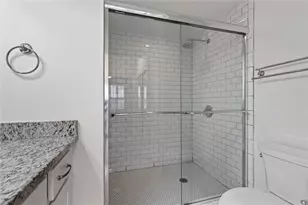 3777 Peachtree Road NE, Atlanta, GA 30319 - Photo 22