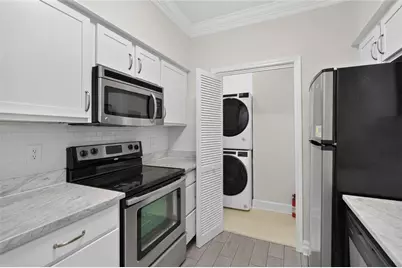3777 Peachtree Road NE #214, Atlanta, GA 30319 - Photo 4