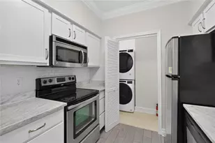 3777 Peachtree Road NE, Atlanta, GA 30319 - Photo 4
