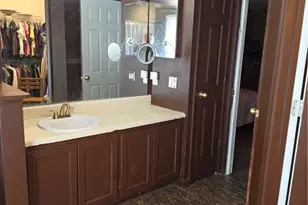 904 Garden Ct, Sandy Springs, GA 30328 - Photo 8