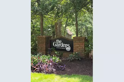 904 Garden Court, Sandy Springs, GA 30328 - Photo 2