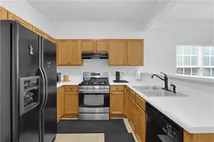 5252 Pinnacle Point Ct, Norcross, GA 30071 - Photo 4