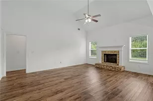 1108 Birchwood Dr, Griffin, GA 30224 - Photo 6