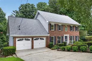 1364 Bywood Ct, Suwanee, GA 30024 - Photo 4