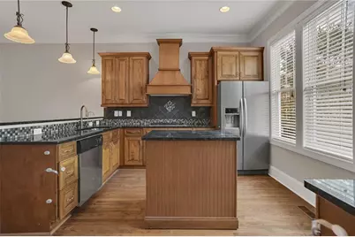 3026 Eltham Place, Decatur, GA 30033 - Photo 6