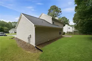4255 Willow Springs Dr, Loganville, GA 30052 - Photo 36