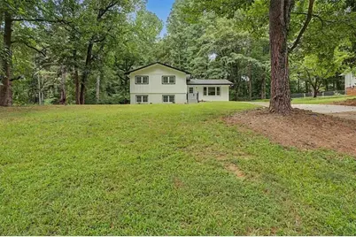 4914 Howard Drive, Powder Springs, GA 30127 - Photo 2