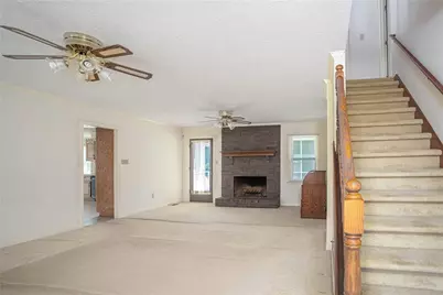 195 Skyview Drive, Social Circle, GA 30025 - Photo 8