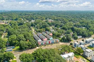 2034 SE Bixby Byway Dr SE, Atlanta, GA 30317 - Photo 10