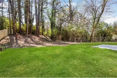 2431 Woodside Way, Chamblee, GA 30341 - Photo 32