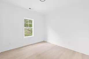1046 Mayson Turner Rd NW, Atlanta, GA 30314 - Photo 18