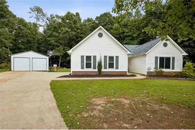 6253 Glen Port Circle, Flowery Branch, GA 30542 - Photo 2