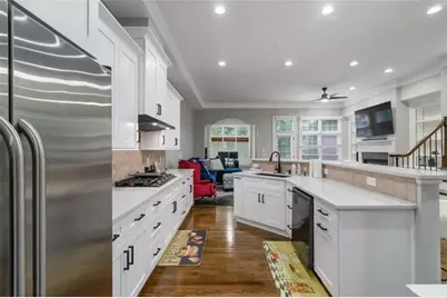 4280 Kingston Gate Cove, Atlanta, GA 30341 - Photo 8