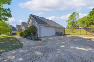 678 Bailey Dr, Jefferson, GA 30549 - Photo 34