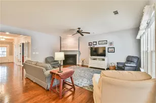 6652 Fawn Meadow Ln, Hoschton, GA 30548 - Photo 16