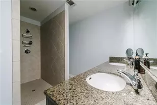 1380 Stirling Cir NW, Atlanta, GA 30318 - Photo 36