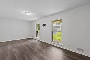 246 Barbara Ln SW, Mableton, GA 30126 - Photo 8