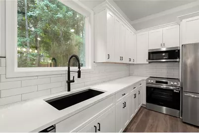 6490 Battery Point, Stone Mountain, GA 30087 - Photo 20