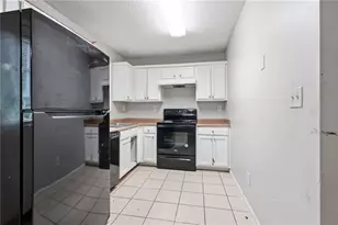 6013 Radford Dr, Riverdale, GA 30296 - Photo 12