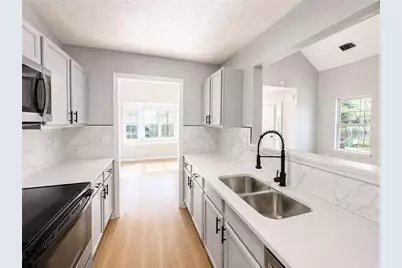6341 Wellington Walk Way, Lithonia, GA 30058 - Photo 10