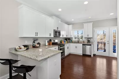 1902 Glen Ivy #19, Marietta, GA 30062 - Photo 10