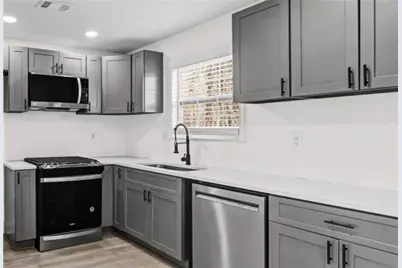 3475 Meadowlane Place SW, Atlanta, GA 30331 - Photo 4