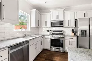 124 Sisson Ave NE, Atlanta, GA 30317 - Photo 16