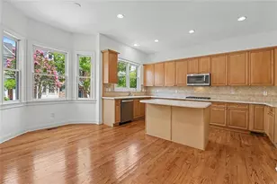 5861 Riverstone Cir, Atlanta, GA 30339 - Photo 8