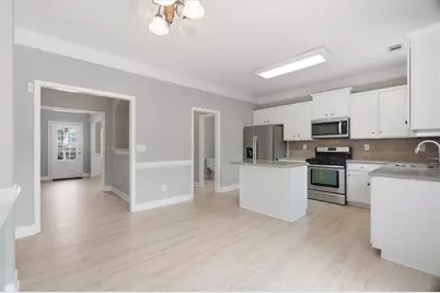 6081 Pierless Avenue, Sugar Hill, GA 30518 - Photo 14
