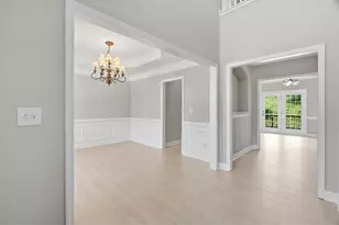 6081 Pierless Ave, Sugar Hill, GA 30518 - Photo 8