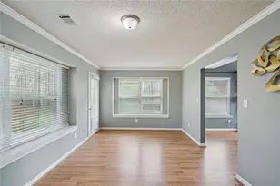2100 Green Tree Ct, Lithonia, GA 30058 - Photo 4