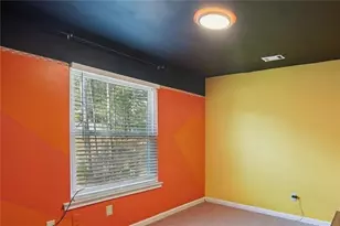 2100 Green Tree Ct, Lithonia, GA 30058 - Photo 16