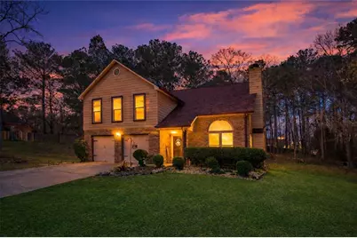 2100 Green Tree Court, Lithonia, GA 30058 - Photo 2