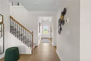 106 Meadowview Ct, Carrollton, GA 30117 - Photo 4