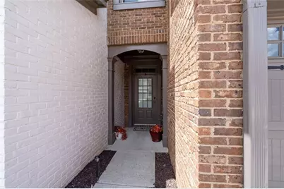 4922 Berkeley Oak Circle, Peachtree Corners, GA 30092 - Photo 2