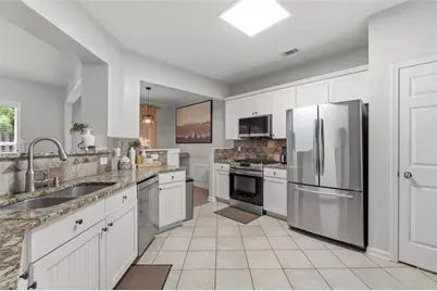 4922 Berkeley Oak Circle, Peachtree Corners, GA 30092 - Photo 12