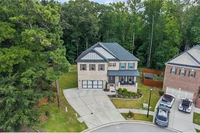 721 Autumn Meadow Drive, Loganville, GA 30052 - Photo 2