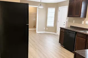 2628 Patriots Rd, Riverdale, GA 30296 - Photo 4